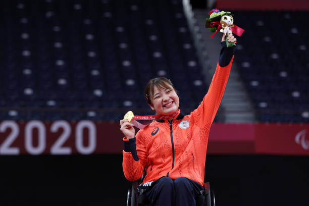 羽毛球場地麵積與設施要求：專業比賽與業餘場地的區別