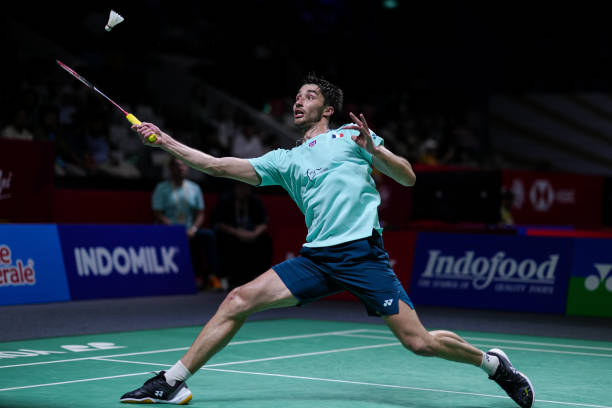 羽毛球單打邊線判罰標準：裁判視角解析