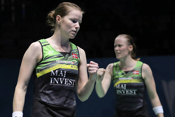 輕量 vs 重拍？100元預算如何選到適合自己的羽毛球拍