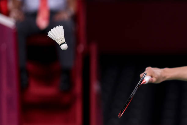 為什麽孩子打球總使不上勁？可能是羽毛球拍尺寸沒選對！