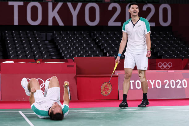 專業選手推薦：4U和5U羽毛球拍如何根據需求選擇？