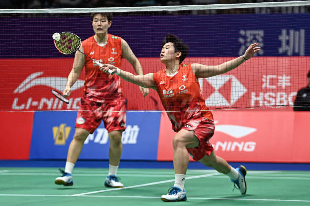 校內購買羽毛球拍:初中生需要注意哪些事項?