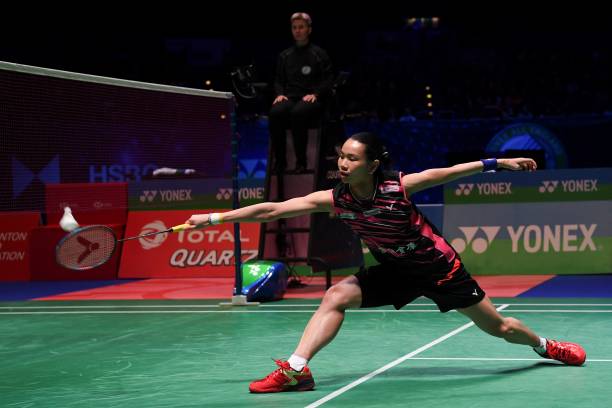 尤尼克斯AS50羽毛球價格對比：線上vs線下