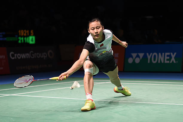 點殺VS重殺:羽毛球進攻中的關鍵區別與應用場景