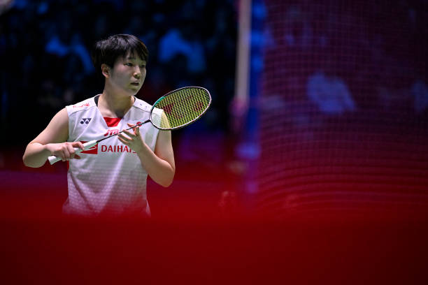 羽毛球雙打發球得分後，下一球誰發？規則解析