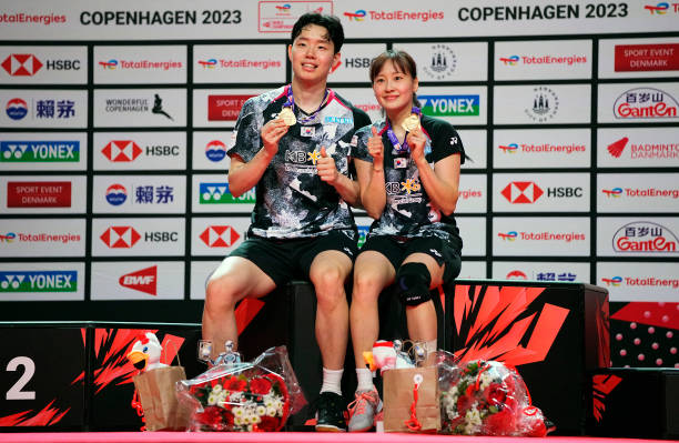 羽毛球比賽中的違例行為:從觸網到過網擊球的判定