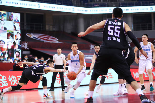 邊線球防守訓練：提升防守反應速度的方法