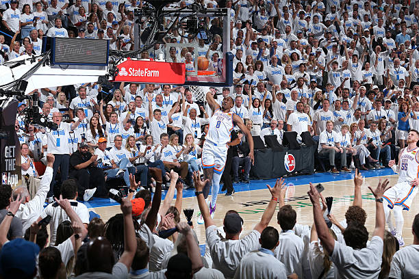 亞冠杯籃球賽精彩對決:完整比賽回放與精彩集錦