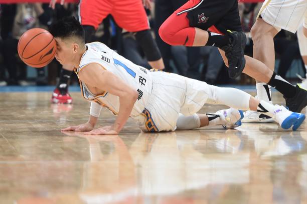 籃球內線位置的奧秘:大前鋒和中鋒的本質區別