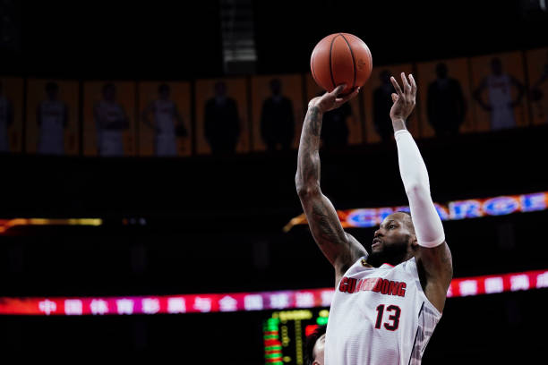 籃球基因的強大:解析洛佩茲兄弟的身高與職業生涯