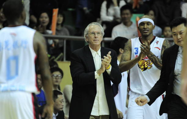 哈登火箭首秀集錦：後撤步三分驚豔全場