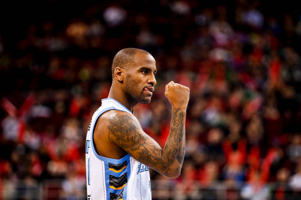 籃球術語科普:搶籃板的位置叫什麽?