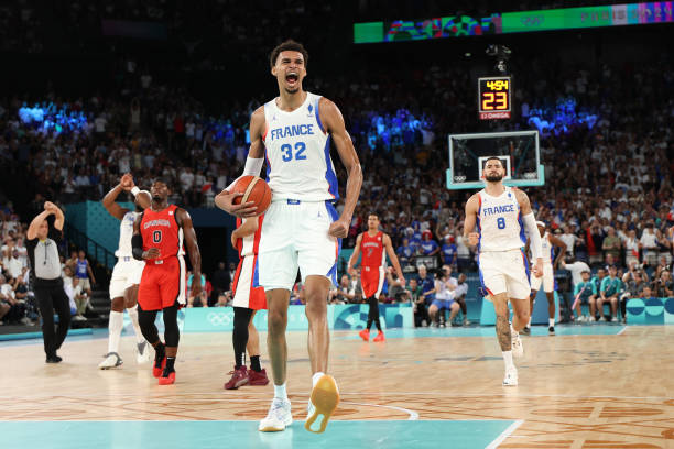 免費與付費：如何選擇適合你的籃球直播回放軟件