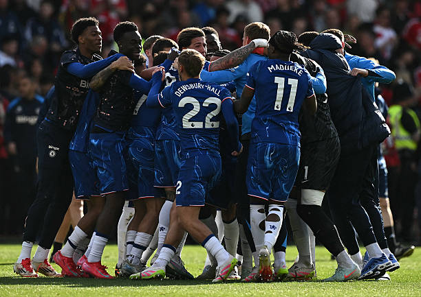 大黃蜂永遠的隊長：羅伊斯與多特蒙德的動人故事