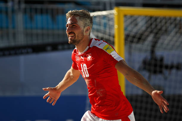 交叉換位訓練指南：提升球員跑位意識和默契度