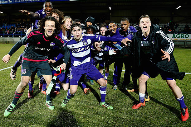 數據說話:捷報比分網對比甘肅業餘聯賽與職業足球差距