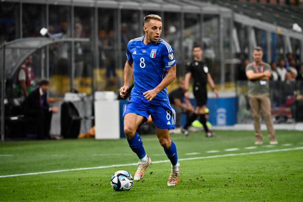 足球藝術家的舞台：2008世界任意球大師賽全記錄