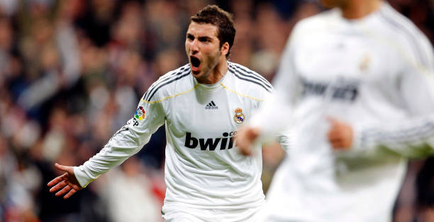 斷球時機如何把握?職業球員的經驗分享