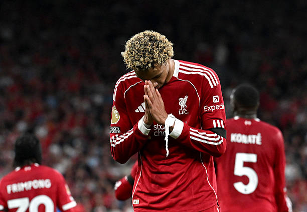 越位判罰的灰色地帶:皇馬事件給足球界的警示