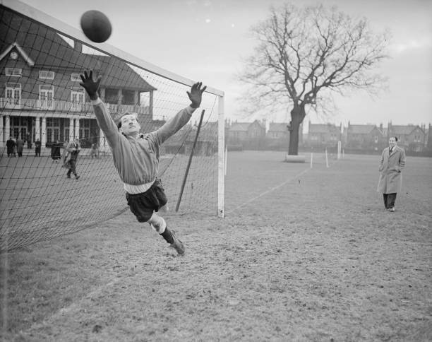 點球射門與撲救：雙視角實戰教學