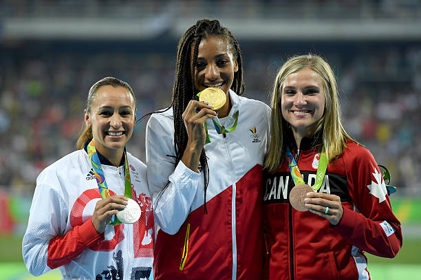 法網冠軍與奧運金牌，哪個在網球界地位更高？