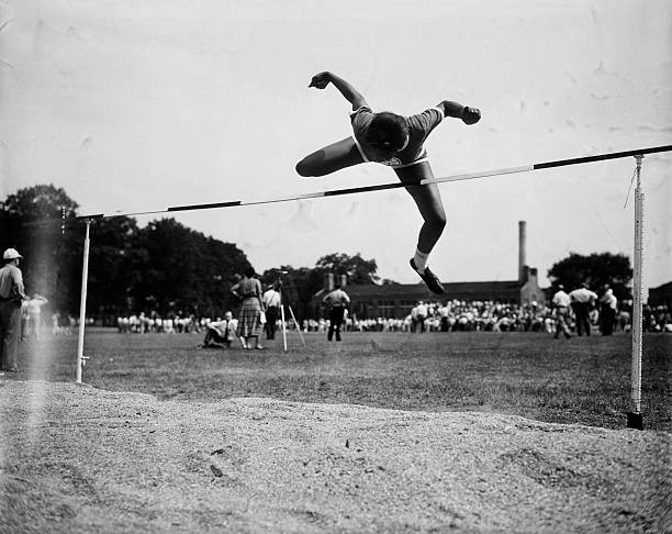 博爾特短跑技巧分解:從起跑到衝刺的完美動作