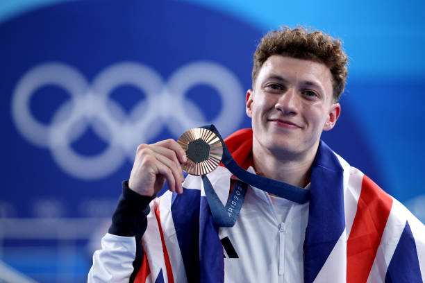 想知道伏明霞的真實年齡嗎?她的故事比年齡更精彩