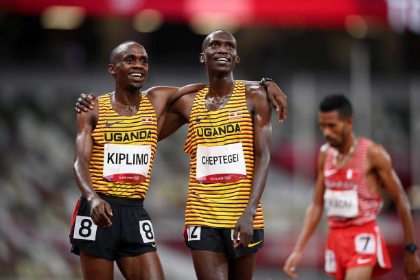 兩位跳水傳奇的成長之路:吳敏霞與郭晶晶的故事