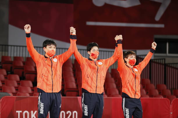 國乒新星閃耀!林詩棟挑戰王楚欽 乒超聯賽高光時刻