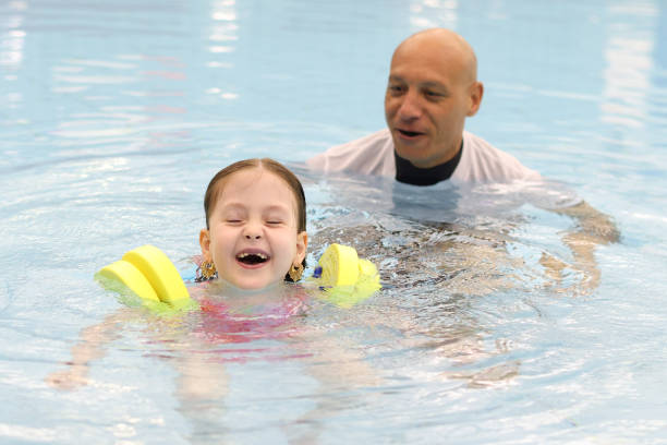 上海兼職遊泳教練招聘：適合大學生和自由職業者
