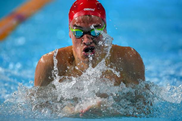 成人遊泳比賽年齡要求：從青年到中老年的參賽機會