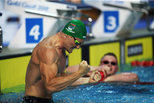 遊泳健將：記錄泳池中的每一個精彩動作