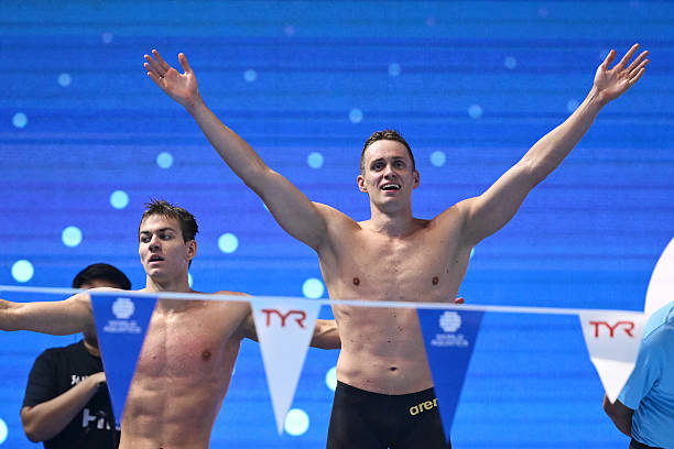 耳朵進水如何排出?專家推薦這幾種安全方法!