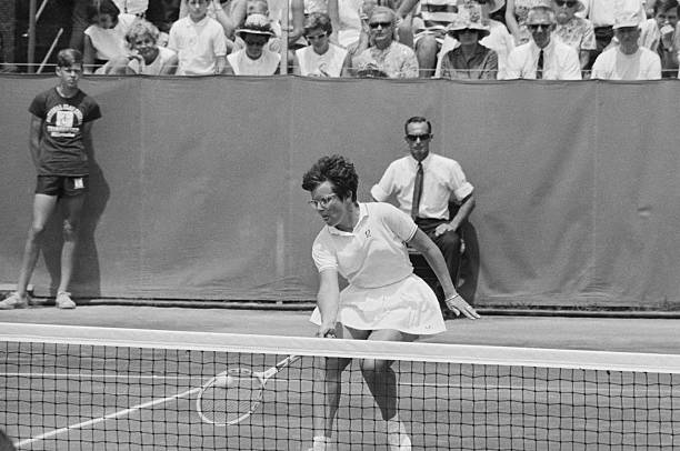 澳網場地變遷史:從草地到硬地的演變過程