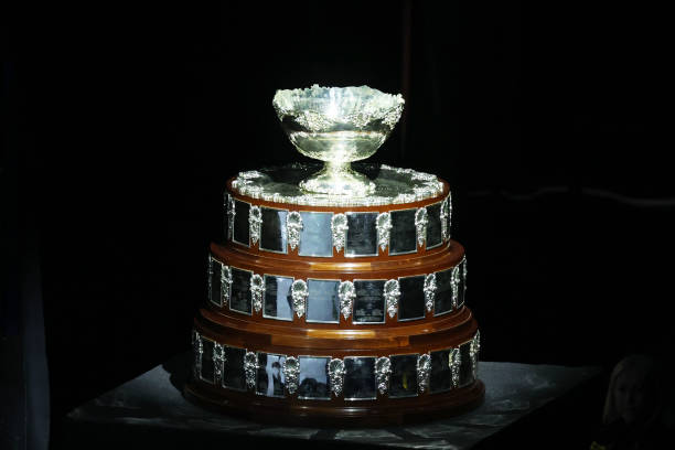 溫網女雙決賽：謝淑薇/斯特裏科娃奪冠，新浪網球比分數據一覽