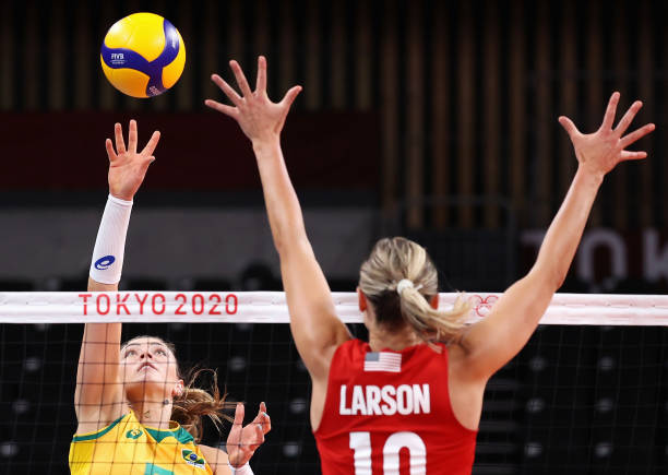 排球比賽中觸網犯規的詳細解析