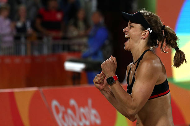 排球發球技巧精講視頻:提升發球威力與精準度