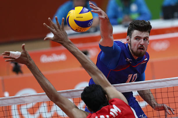 單循環與雙循環賽製在排球比賽賽程編排中的應用