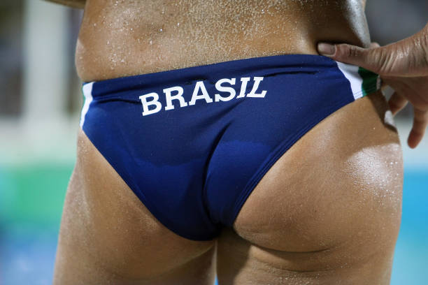 今晚8點!排球聯賽半決賽直播:美國隊迎戰意大利,強強對話即將上演!