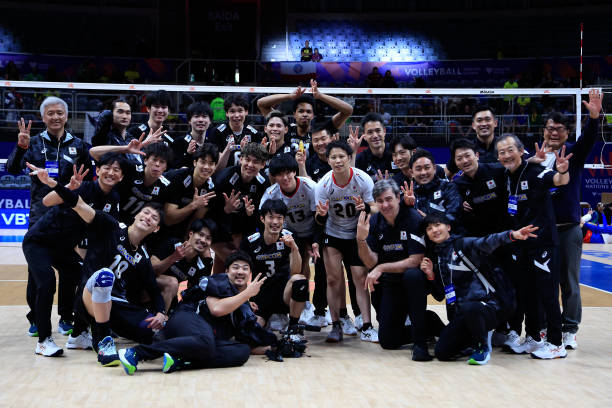 排球場地尺寸全解析：長度、寬度及網高標準