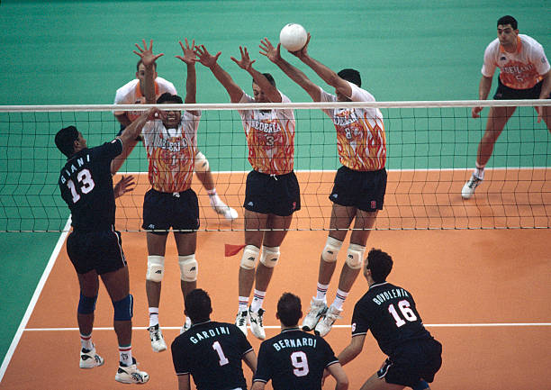 氣排球與排球的器材差異:球、網高與場地尺寸詳解