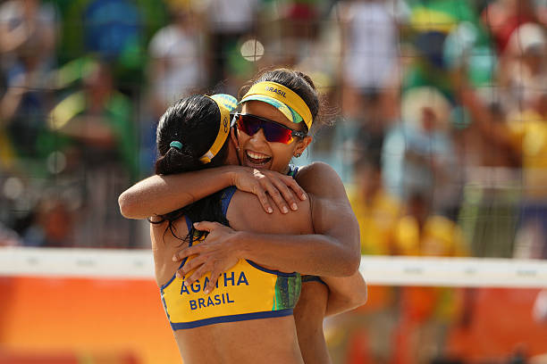 氣排球比賽中邊裁的判罰標準解析