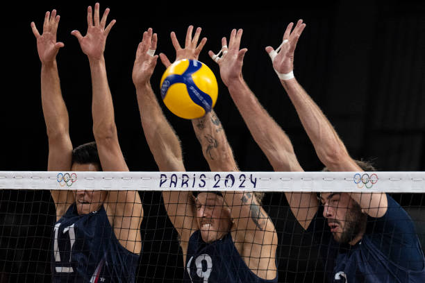 一場標準排球比賽需要打多久?時間因素詳解