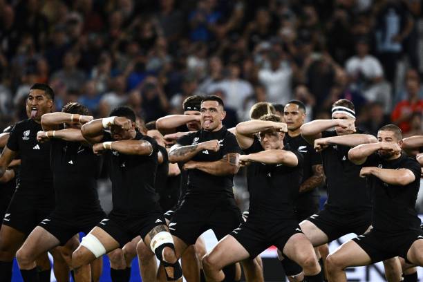 米盧與中國足球：世界杯小組賽的突破與遺憾