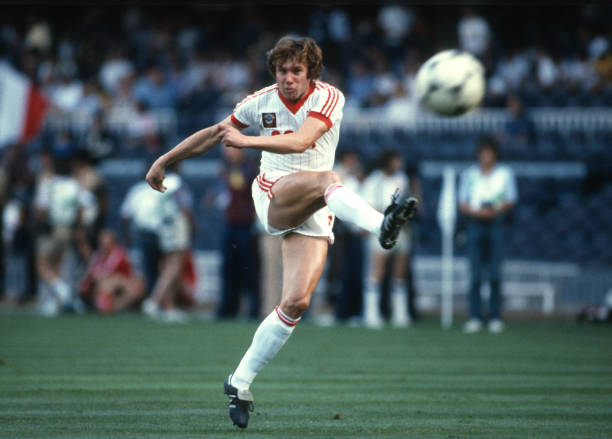 世界杯賽程全解析:何時迎來冠軍誕生?