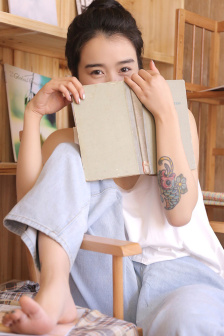 情趣透明奶罩电影在线看