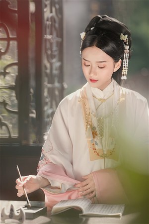 快穿糙汉娇喘撞击H