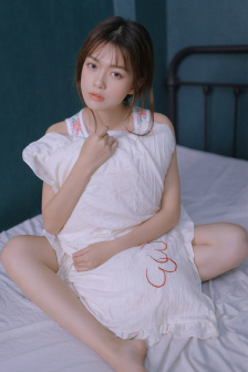 男朋友总是让他的兄弟来玩我